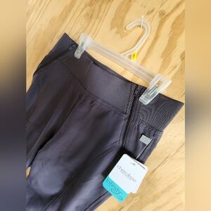 Brand New Cherokee Infinity Joggers size small Gray in color